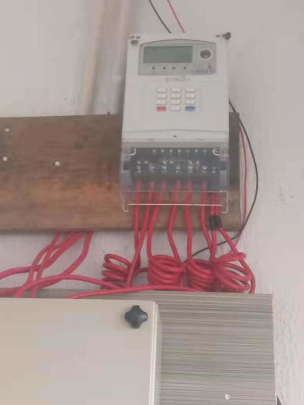 टिकाऊ और दीर्घकालिक परीक्षण के लिए एसटीएस मानक प्रोटोकॉल के साथ 50 हर्ट्ज आवृत्ति विद्युत मीटर परीक्षण उपकरण